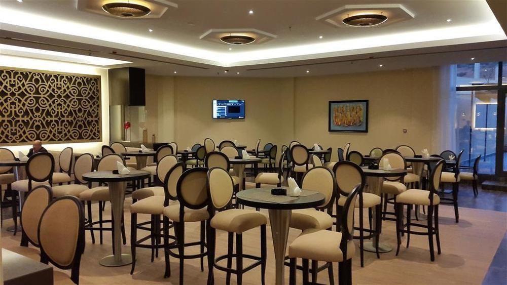 Royal Tulip Skikda Filfila Restaurang bild