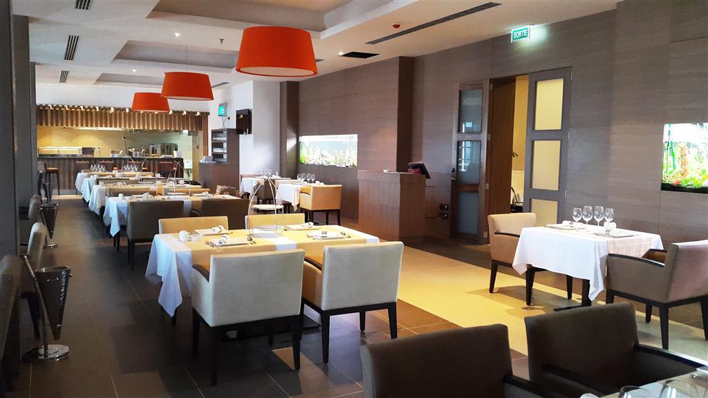 Royal Tulip Skikda Filfila Restaurang bild
